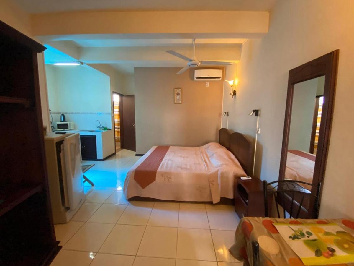 Monalysa Holidays Grand Baie Extérieur photo