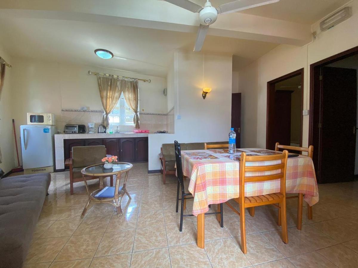 Monalysa Holidays Grand Baie Extérieur photo